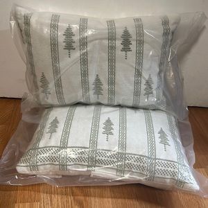 2 Target 🎯 Christmas decorative lumbar outdoor pillows! 20x12 ! New sealed